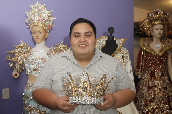Momo vestirá con su creatividad el Carnaval de Mazatlán