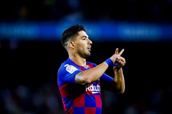 Luis Suárez marca doblete. (Foto: Twitter @FCBarcelona_es)