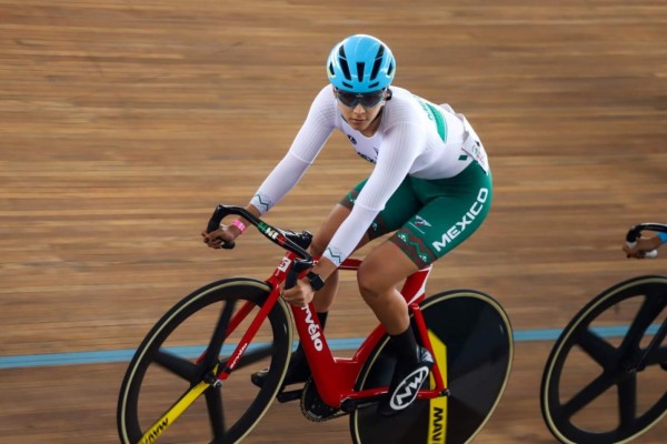Yareli Salazar toma con orgullo la estafeta del ciclismo mexicano.