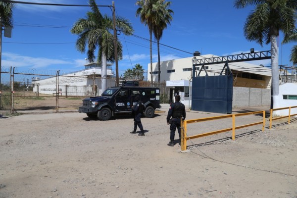 Proyecta SESESP invertir más de $7.6 millones en uniformes y obras en penales de Sinaloa