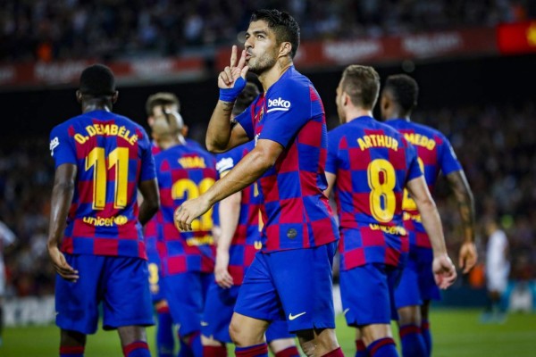 Luis Suárez festeja su anotación (Foto: Twitter @FCBarcelona_es)