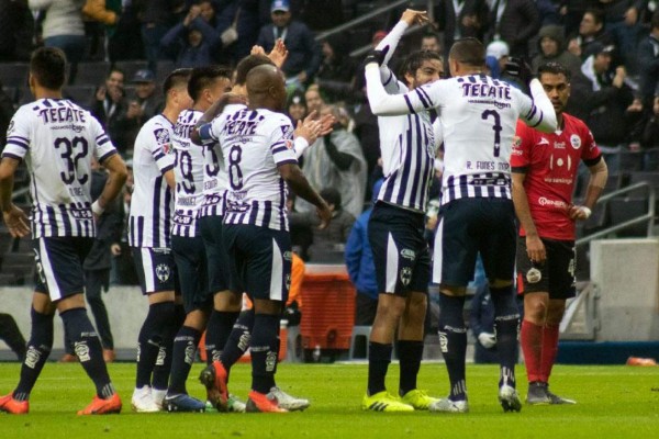 Rayados de Monterrey golea a Lobos BUAP y mantiene la cima del Clausura 2019