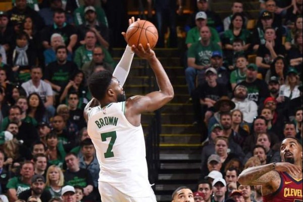 Celtics de Boston borra a LeBron y Cavs