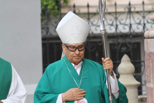Se requiere tener una gran generosidad en la mente y en el corazón: Obispo de Mazatlán