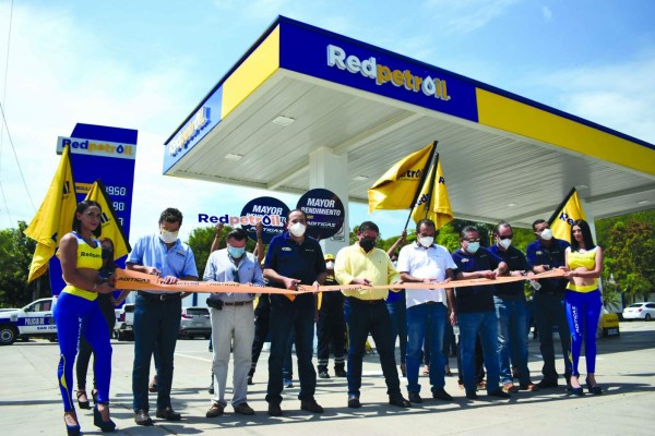 Grupo Redpetroil abre gasolinera en San Ignacio
