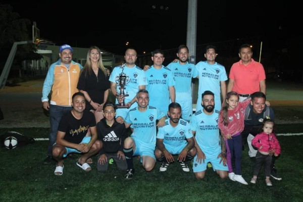 La escuadra de Imdem es la campeona de la Liga de Medios de Futbol 7 Colegio de Periodistas de Mazatlán 2020.