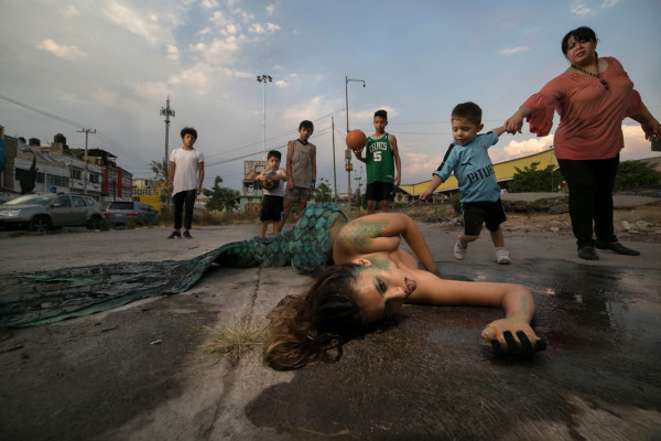 Sirenas: la depredación avalada de las mujeres en México
