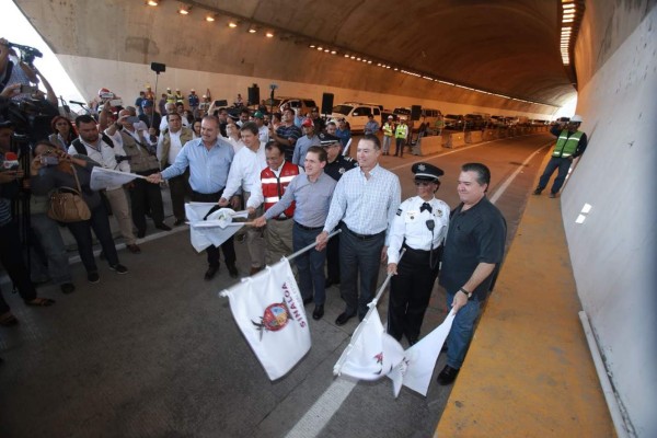 Reabren a circulación vehicular en el puente El Carrizo de la Mazatlán-Durango