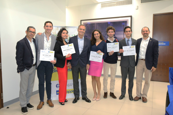 Coppel y estudiantes del Tec de Monterrey formulan propuestas para el futuro de la empresa