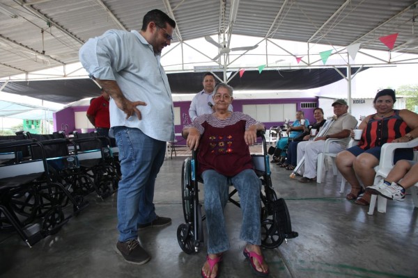 DIF Mazatlán mejora vida de personas con discapacidad