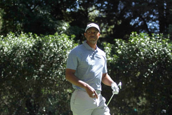 Tiger Woods se ubica en el puesto 25 del Campeonato Mundial de Golf México