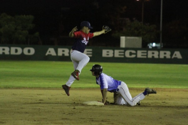 Alfiland Park derrota a Bravos por paliza en la Liga de Beisbol Superior del Sur de Sinaloa 2019-2020
