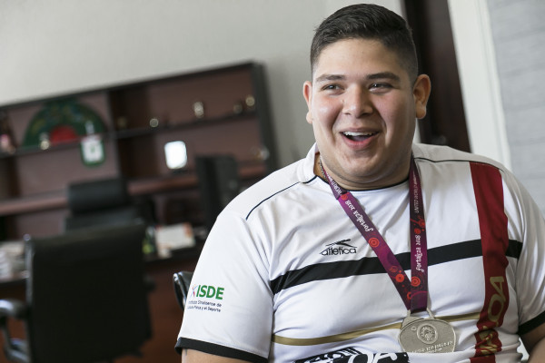 Paúl Morales Bojórquez competirá este domingo en Colima.