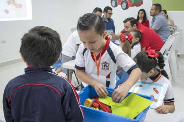 Los chicos aprendieron más sobre robótica.
