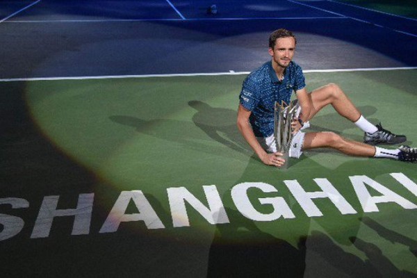 Daniil Medvedev consigue su segunda corona ATP Masters 1000 de su carrera. (Foto: Twitter @ATP_Tour)