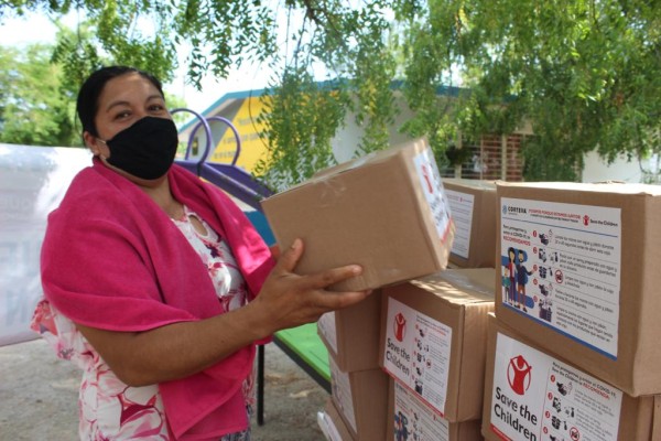 Se unen para llevar apoyos alimenticios a familias más vulnerables de Sinaloa