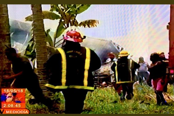 Se estrella avión en Cuba con más de 100 pasajeros