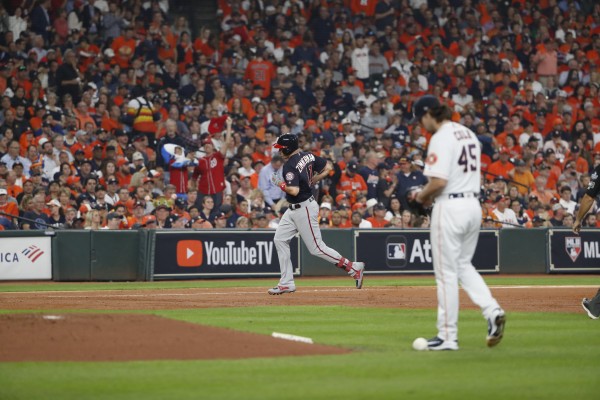 Nacionales aventajan en la Serie Mundial de las Grandes Ligas