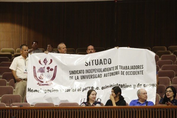 Trabajadores del Sindicato Independiente de UAdeO piden presupuesto para mejoras en 2020