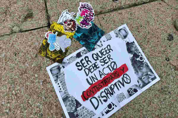 $!La protesta por desapariciones LGBT y crímenes de odio persistió entre la fiesta y el color de la Marcha del Orgullo 2025