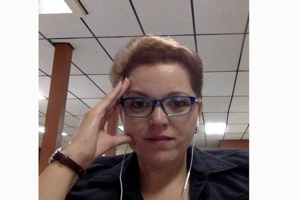 Matan a mujer periodista frente a su hijo en Chihuahua