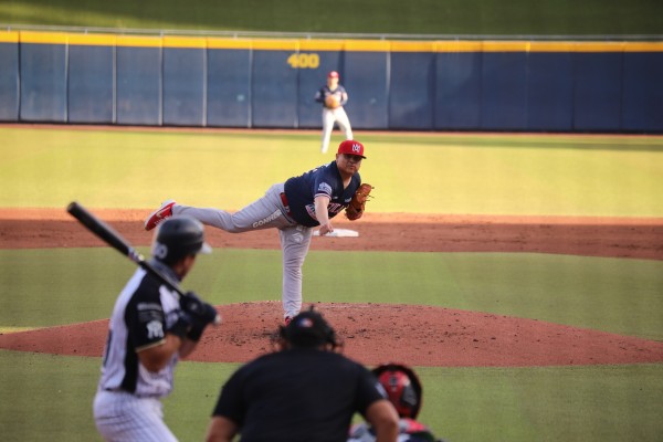 Con Solano en la loma, Águilas de Mexicali empata la serie ante Sultanes de Monterrey