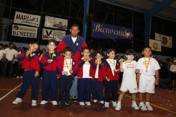 Este sábado rendirán homenaje al Profe Omar Torres