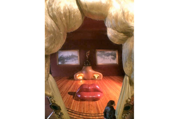 La sala del retrato de Mae West 1975.