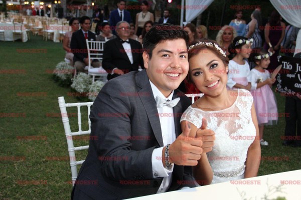 Karen Osuna y Julio Írving Preciado se dan el sí de amor
