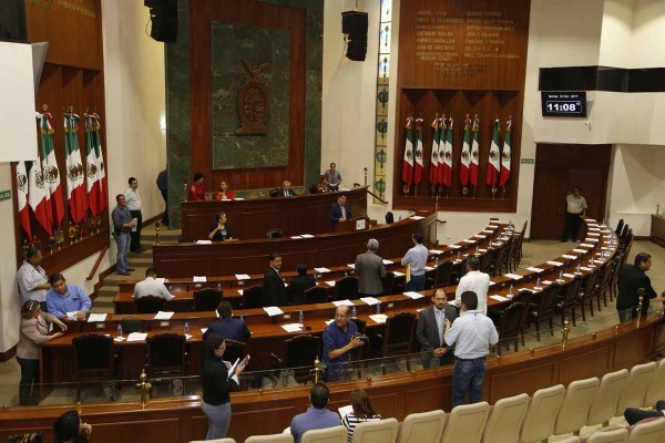 Van por 'adiós definitivo' a tenencia en Sinaloa