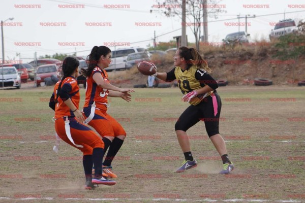 Arrancan actividad de la temporada 2017 de tocho bandera femenil