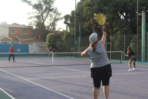 El comité organizador entregará premiación consistente en dólares.