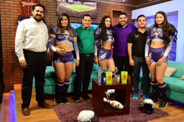 Directivos y representantes de Valkirias dieron a conocer el inicio de la Liga de Futbol Americano Femenil del Pacífico.