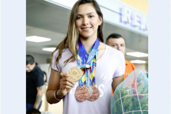 Yareli Salazar regresa a casa tras conquistar cinco medallas en Barranquilla 2018