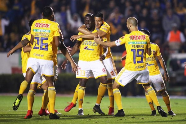 Tigres, con par de zarpazos, vence a Santos