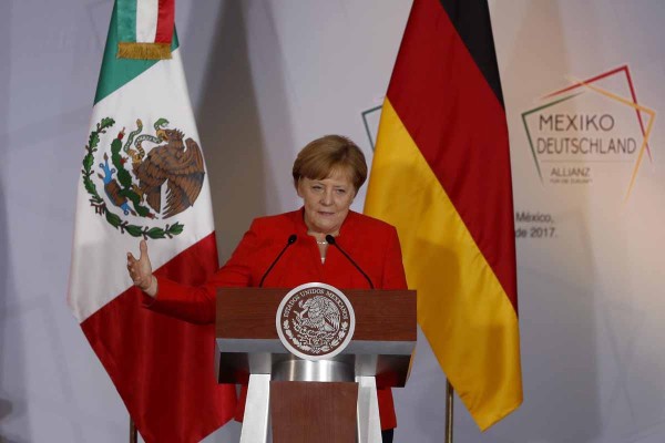 La Canciller alemana Angela Merkel durante la visita oficial a México.