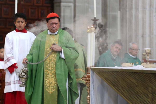 Llama Iglesia ‘enfermos’ a gays