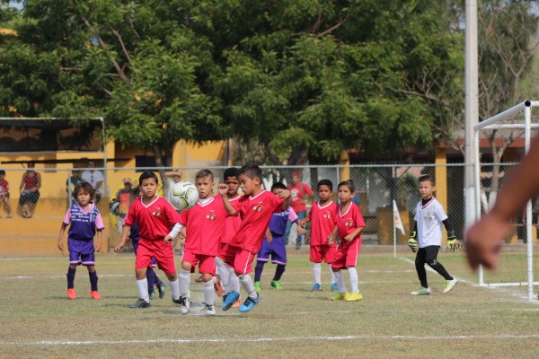Buenos duelos se disputan en la Liga de Futbol Soccer Infantil y Juvenil Puro Sinaloa-Muralla 2019.