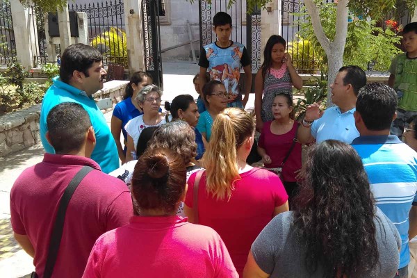 El Alcalde sostuvo un encuentro con vendedores ambulantes.