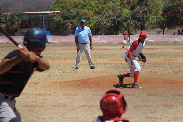 Dominan la Mazatlán y el Muralla en beisbol infantil