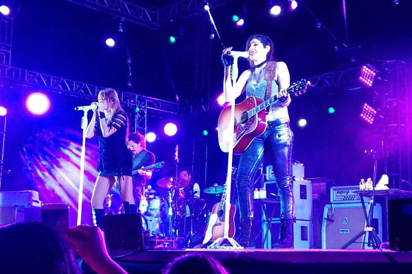 Ha-Ash canta en fiesta privada en Mazatlán