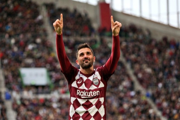 David Villa se despide del futbol a lo grande