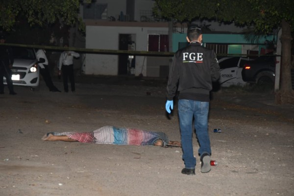 Asesinan a hombre en el fraccionamiento Los Ángeles en Culiacán