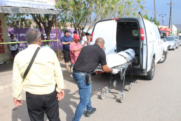 Matan a balazos a sujeto y su acompañante queda herido en un taller en Culiacán