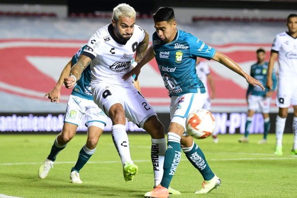 León supera al Querétaro en duelo de volteretas