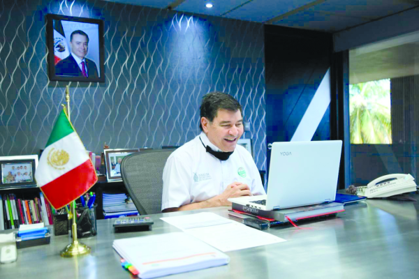 Javier Lizárraga Mercado, Secretario de Economía.