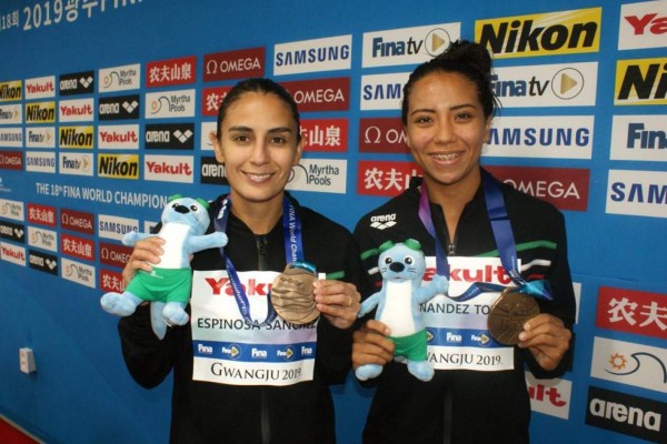 Clavadistas Paola Espinosa y Melany Hernández hacen historia en Gwangju 2019