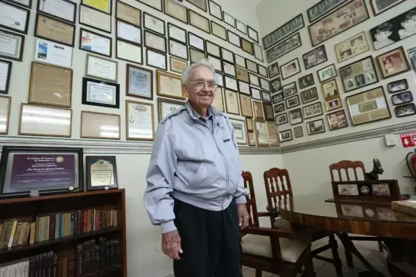 Octavio Rivera Fárber falleció este viernes en Mazatlán. Fue un destacado notario público, además de impulsor de actividades culturales.