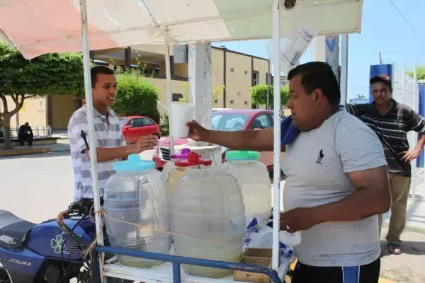 El meteorólogo Luis Torres pidió extremar precauciones y no exponerse a las inclemencias del sol.