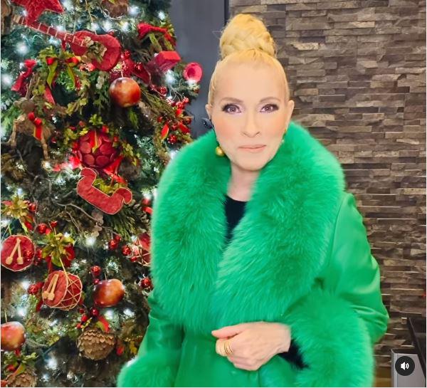 $!Disfrutan famosos una Navidad en familia